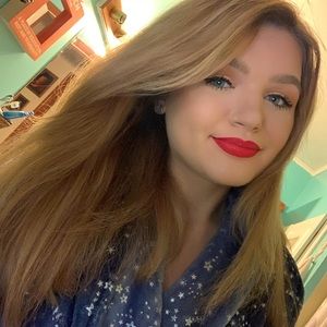 Meet your Posher, Mercy